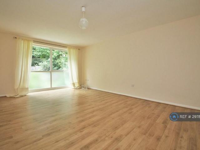 Apartment for rent in Reading West, Reading