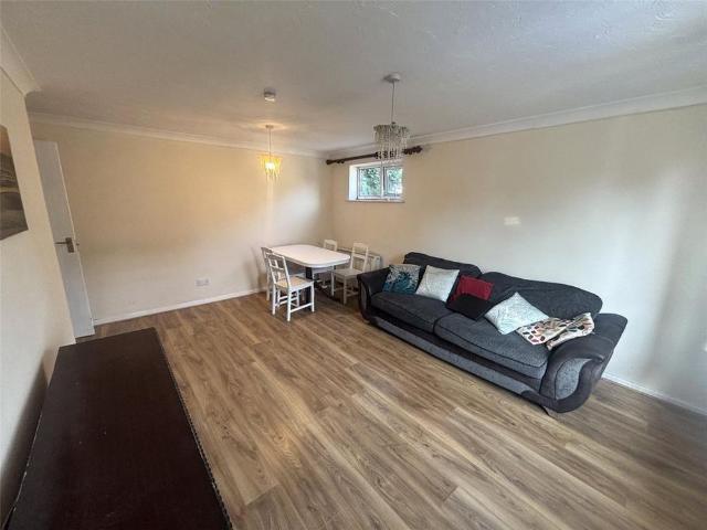 Apartment for rent in Rodbourne, Swindon