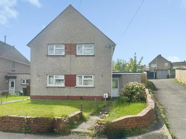 Flat for rent in Dyffryn Clydach, Neath Abbey