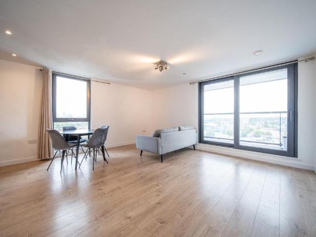 Apartment for rent in Shepherd's Bush, Greater London