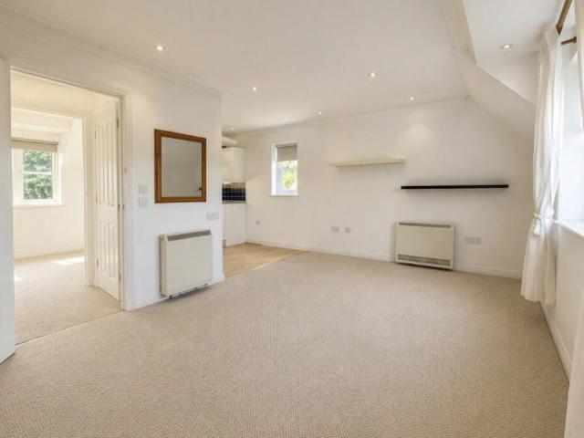 Apartment for rent in Steeple View, Basildon