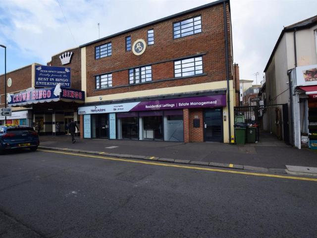 Flat for rent in Clapham, West Sussex