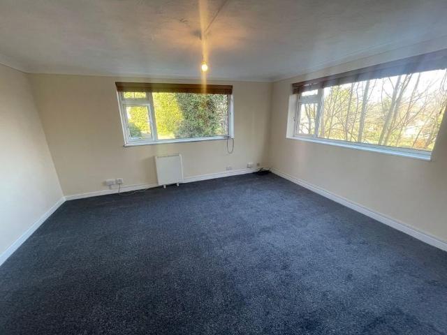 Apartment for rent in Maidenhall, Key Street