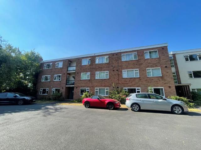 Flat for rent in Lillington, Green Close