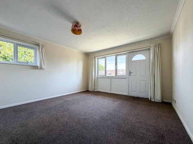 Apartment for rent in Rumwell, Somerset