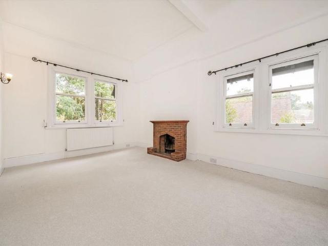 Apartment for rent in Whiteley Village, Blackhills