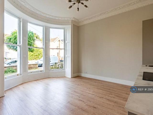 Flat for rent in Feckenham, City Of Bristol