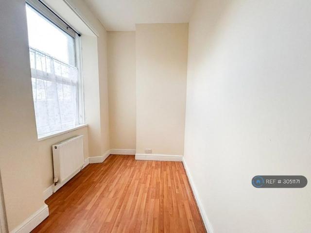 Apartment for rent in Victoria, Newport