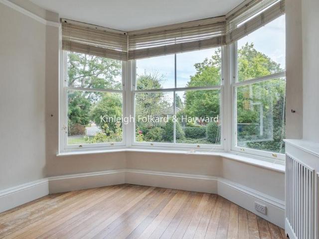 Apartment for rent in Elmstead, Greater London