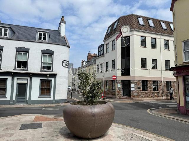 Flat for rent in St Helier
