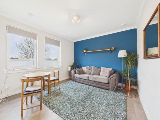 Apartment for rent in Marionville, Lochend