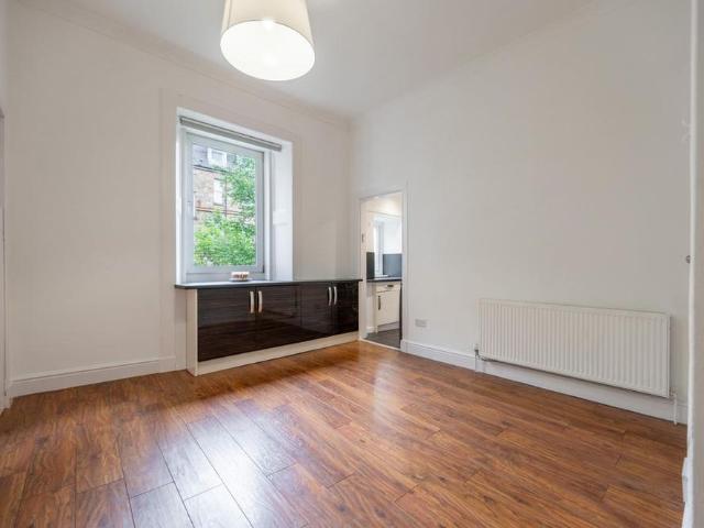 Apartment for rent in Hillhead, Scotland