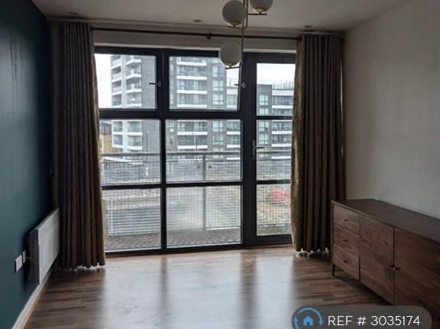 Apartment for rent in Limehouse, Greater London