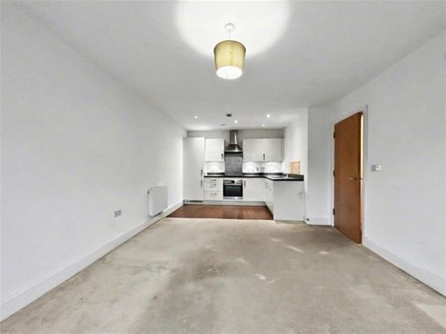 Apartment for rent in Pouchen End, Isle Of Man