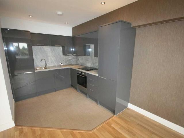 Flat for rent in Alperton, Greater London