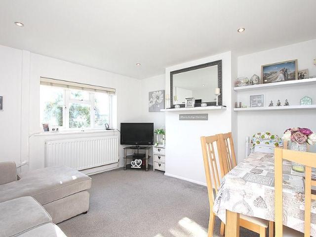 Apartment for rent in Chalfont St. Peter, Denham