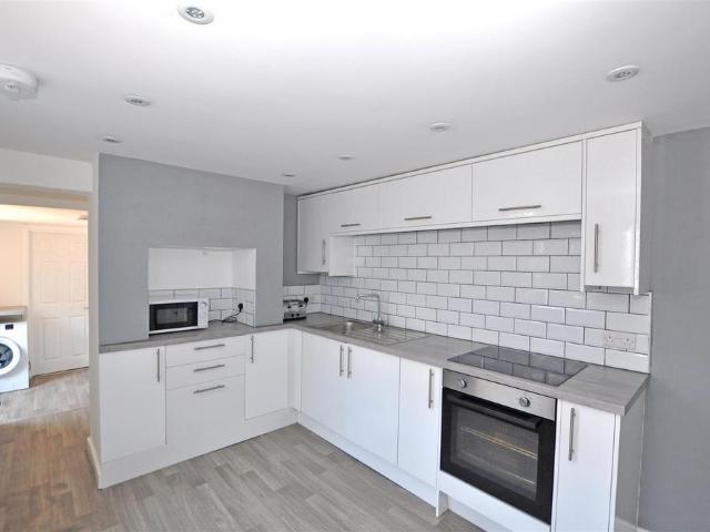 Flat for rent in Cross In Hand, East Sussex