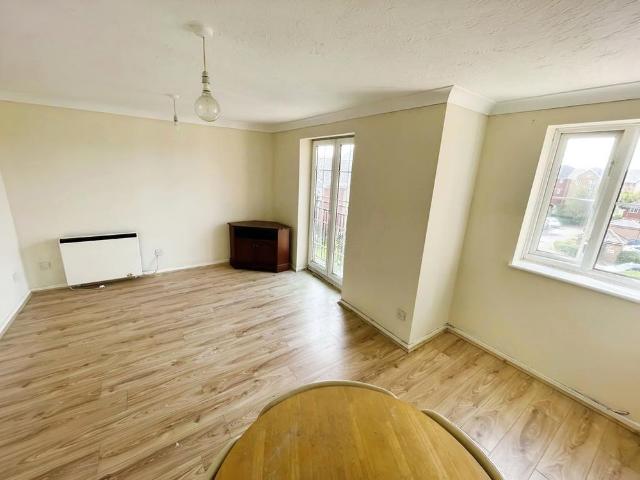 Apartment for rent in Cardiff International Sports Village, Falcon Lodge