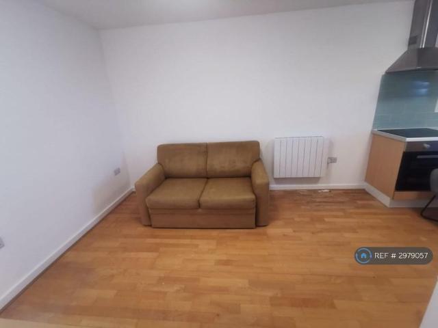 Apartment for rent in Newtown, Reading