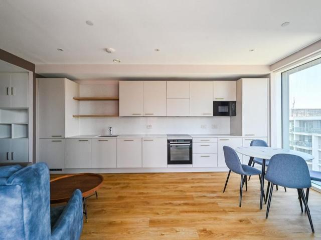Flat for rent in Stratford Marsh, Greater London