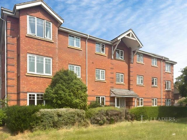 Flat for rent in Overslade, New Bilton
