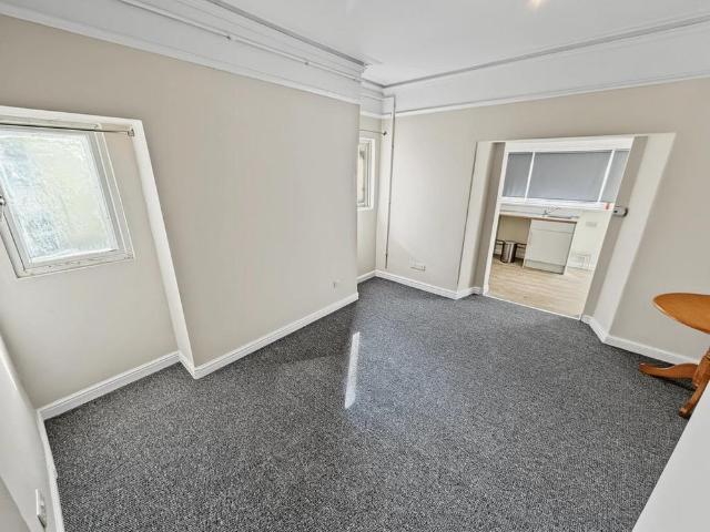 Apartment for rent in Stow Hill, Wales