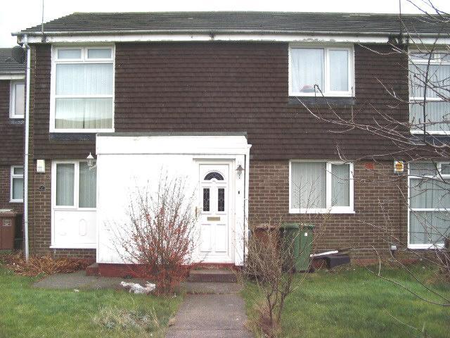 Flat for rent in Moorside, Tyne And Wear
