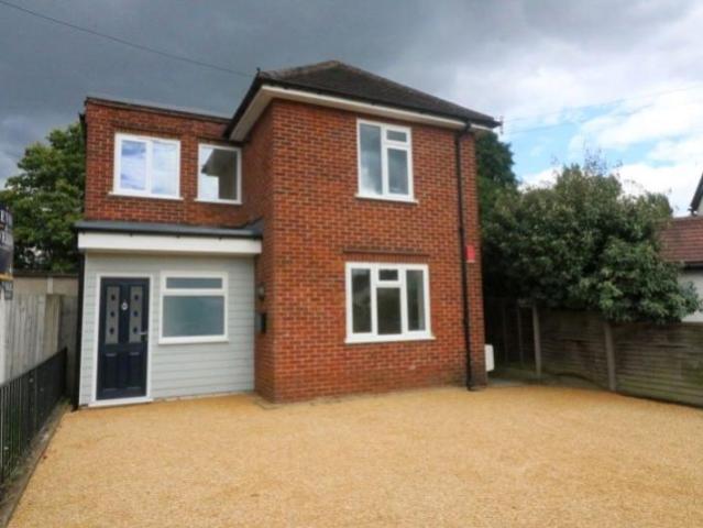 Flat for rent in Ripley Springs, Row Town