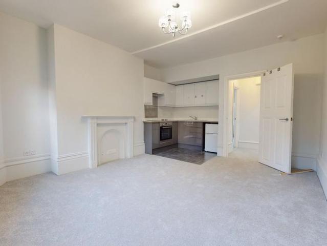 Apartment for rent in Brunswick, Brighton & Hove