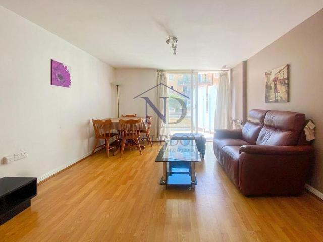 Apartment for rent in London Borough of Hounslow, Greater London