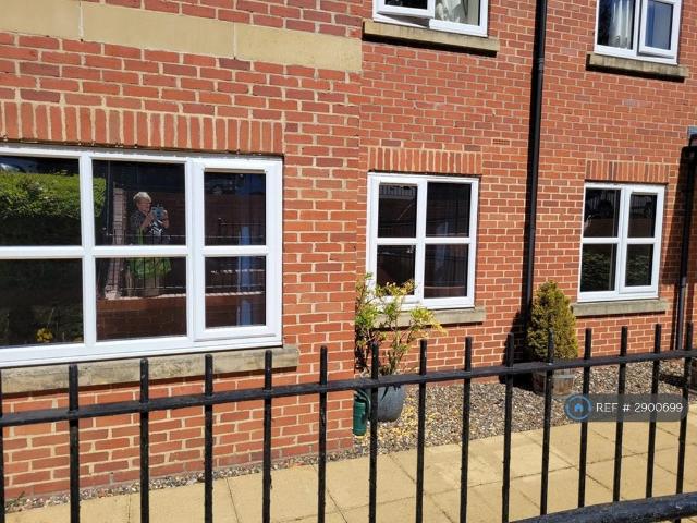 Flat for rent in South Cliff, Kepwick