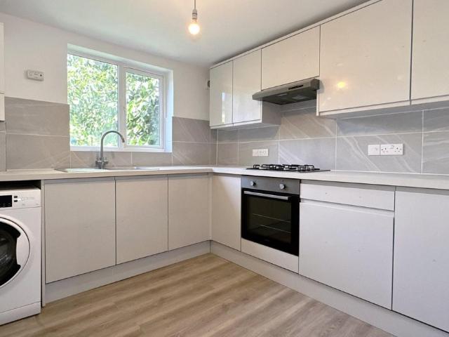 Flat for rent in Penge, Greater London