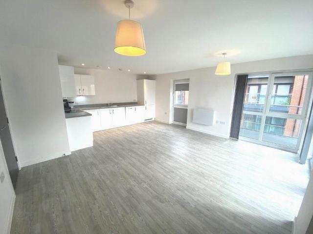 Apartment for rent in Elstree and Borehamwood, Borehamwood