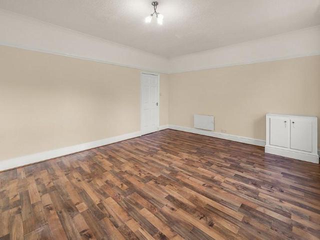 Apartment for rent in St Helens