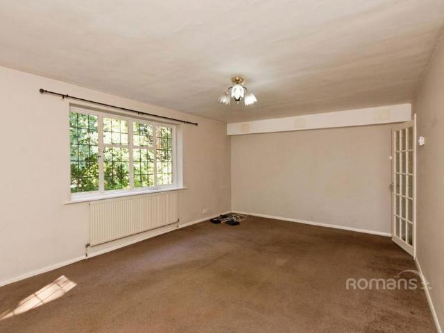Apartment for rent in Heol-las, Surrey