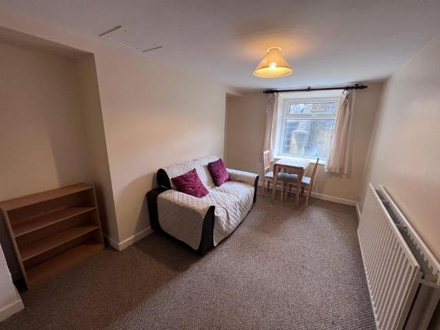 Apartment for rent in Mount Pleasant, Swansea