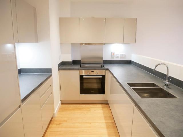 Flat for rent in London Borough of Ealing, Hanwell