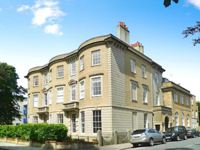 Flat for rent in Brunswick, Brighton & Hove