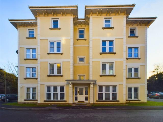 Apartment for rent in Stoke, Plymouth
