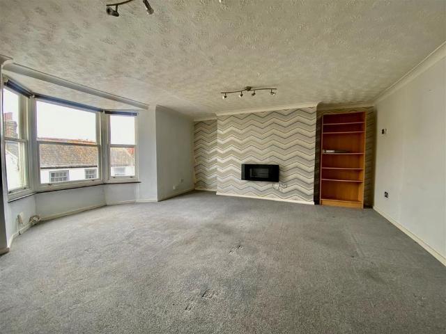 Apartment for rent in Worthing, West Sussex