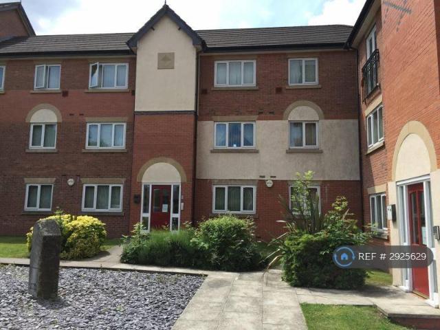 Flat for rent in Besses o' th' Barn, Bury