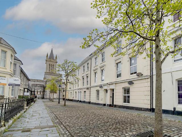 Flat for rent in Stonehouse, Mount Wise