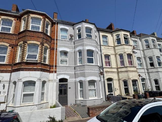 Flat for rent in Withycombe, Budlake