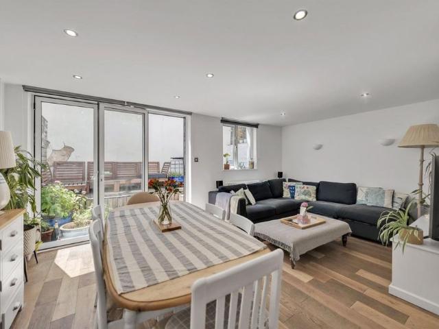 Apartment for rent in Chalk Farm, Primrose Hill