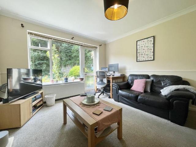 Apartment for rent in Saint George's, Netherthorpe