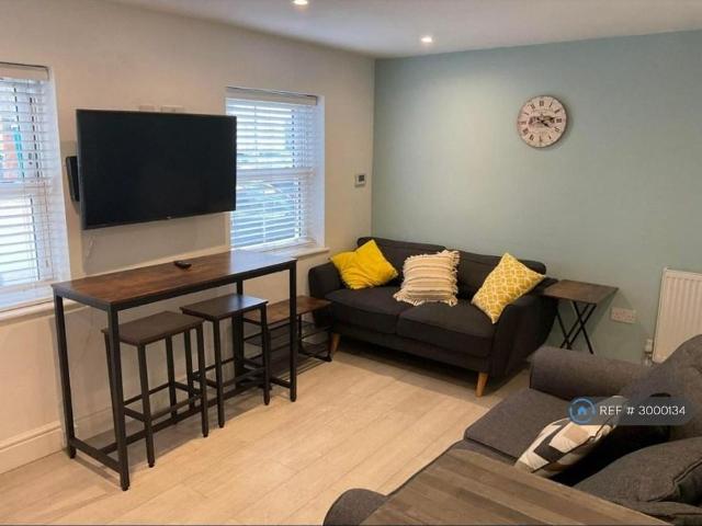 Apartment for rent in London Borough of Merton, Greater London