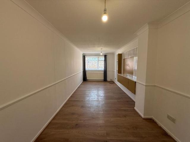 Apartment for rent in Slough