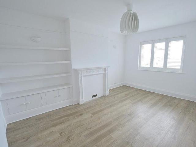 Apartment for rent in Old Milton, New Forest