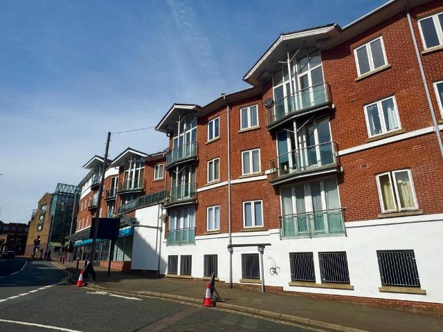 Flat for rent in St James, Sandown Park