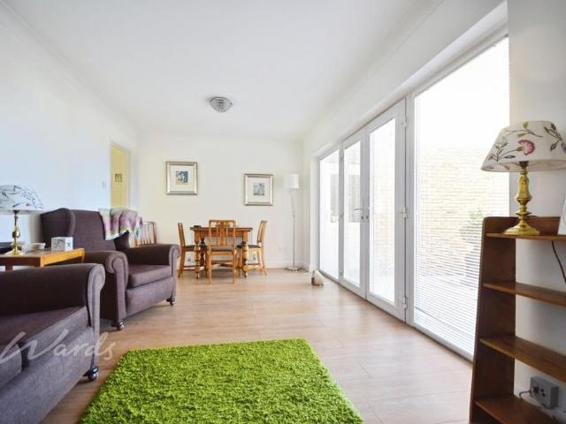 Apartment for rent in Upton, Acol